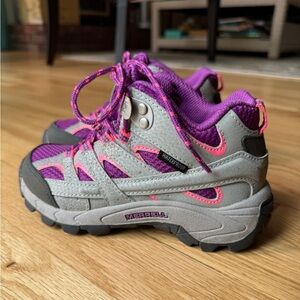 Kids Merrell Ankle Hiking Shoes - Size 11.5